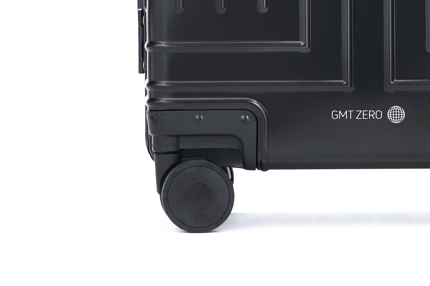 GMT Zero Pantelleria (Black) - Full Aluminium Cabin Suitcase